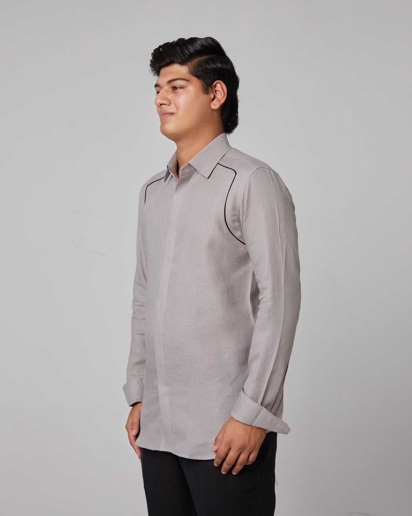 Yoke Piping Shirt.