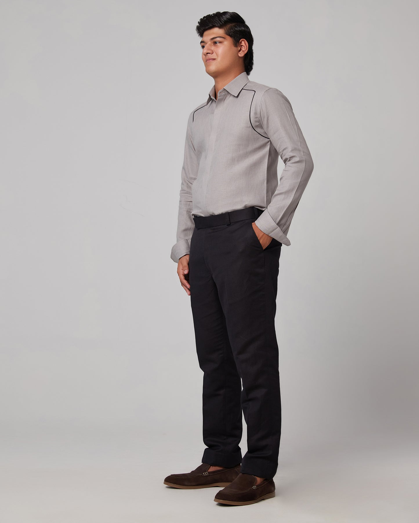 Yoke Piping Shirt.