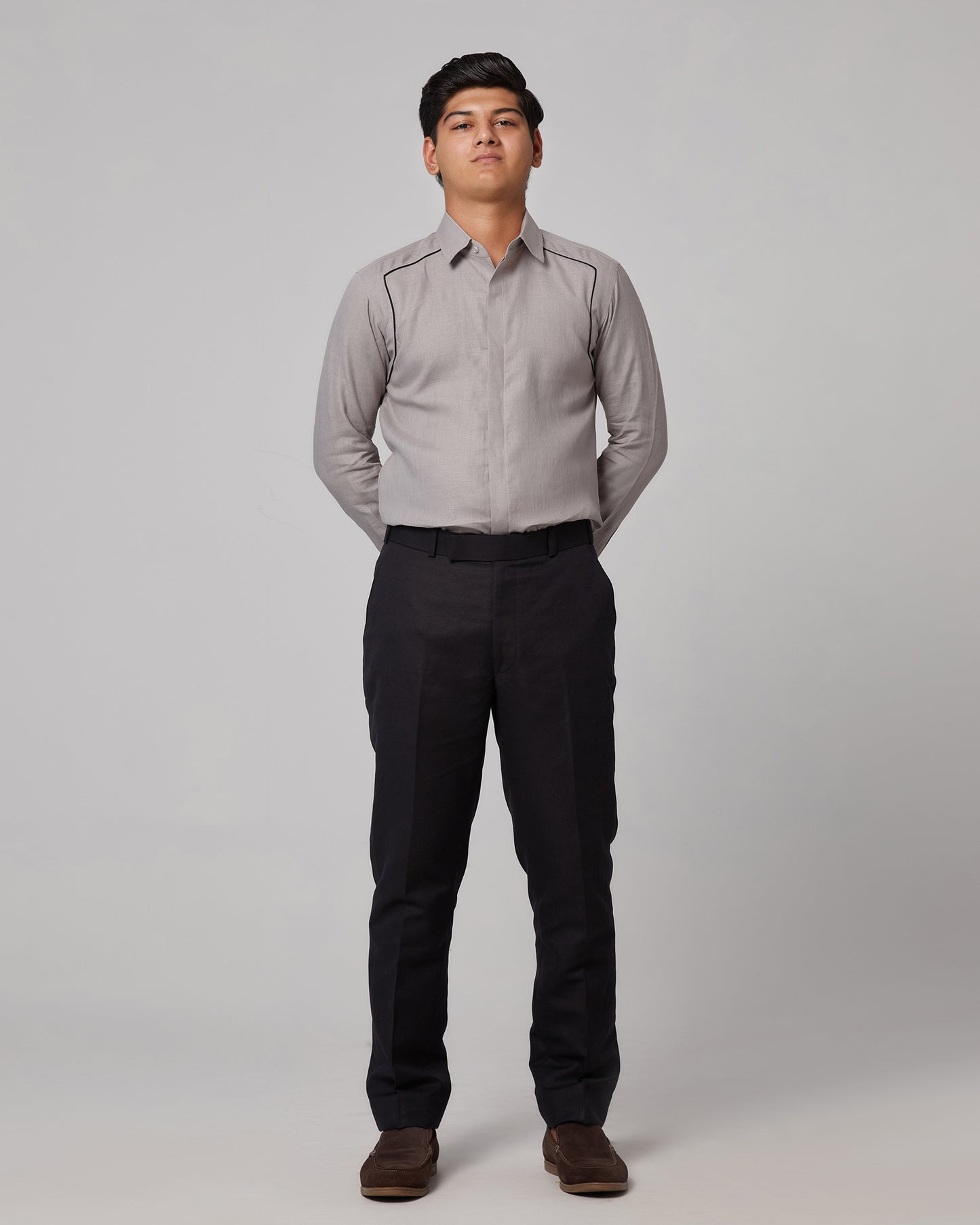 Yoke Piping Shirt.